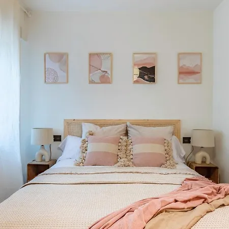 New! Lovely 4-bedroom Loft In *