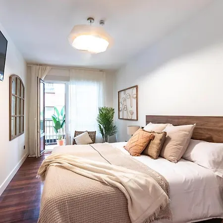 Apartment New! Lovely 4-bedroom Loft In *