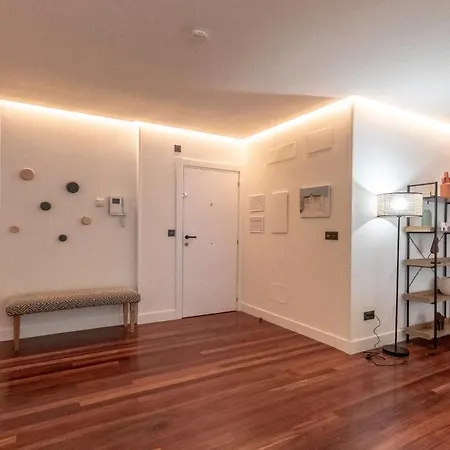 Apartment New! Lovely 4-bedroom Loft In