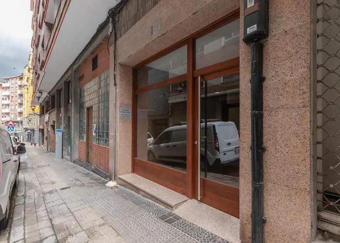 New! Lovely 4-bedroom Loft In * Бильбао