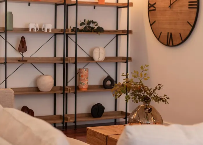 New! Lovely 4-bedroom Loft In Бильбао