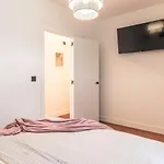 New! Lovely 4-bedroom Loft In Apartman Bilbao