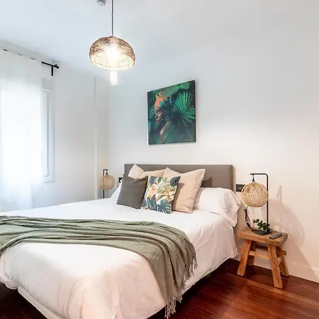 New! Lovely 4-bedroom Loft In Appartement