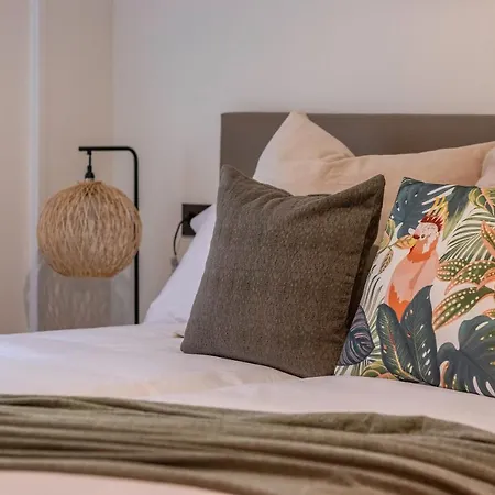 New! Lovely 4-bedroom Loft In Lejlighed